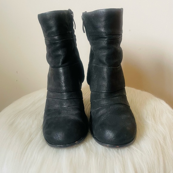 Vince Camuto “Belta” Leather Booties - Picture 4 of 7